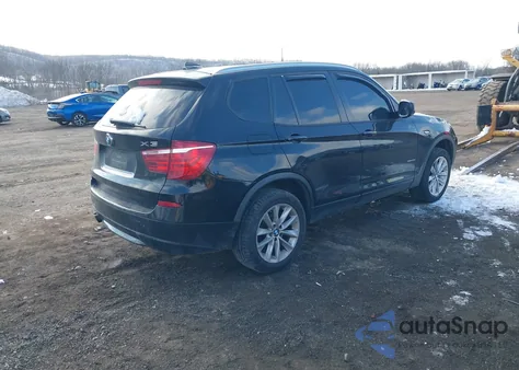 2013 BMW X3 xDrive28I z USA, uszkodzony, nr VIN 5UXWX9C59D0A09806